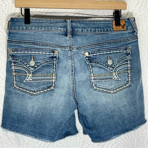 AEO Super Stretch Midi Denim Shorts - Women’s Size 10 - Picture 2 of 7